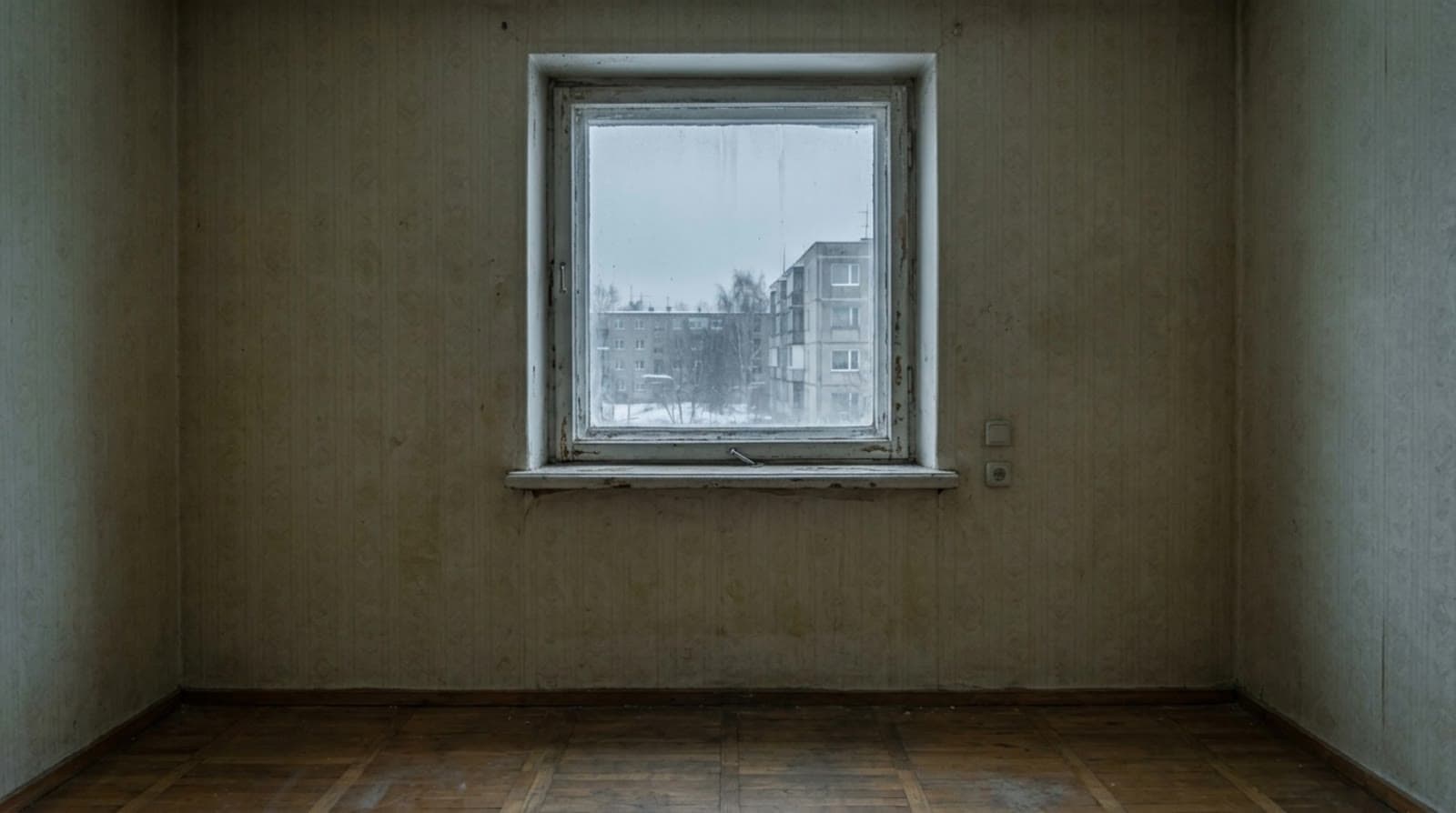 Šviesus kambarys su nauju langu